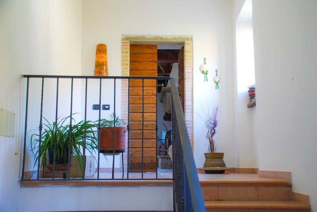 Agriturismo Cailuca Pietralunga  Ruang foto